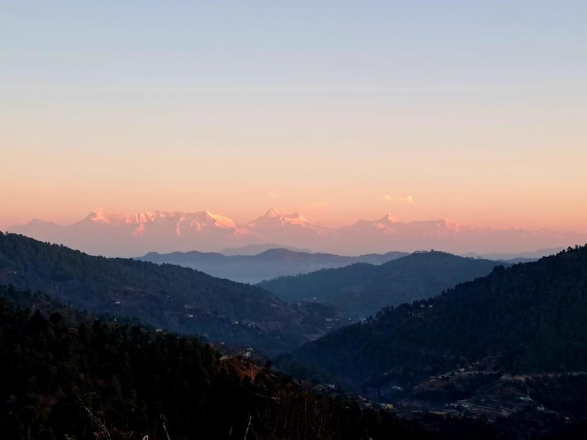 Hotel The Pahadi Nest Mukteshwar Exteriér fotografie